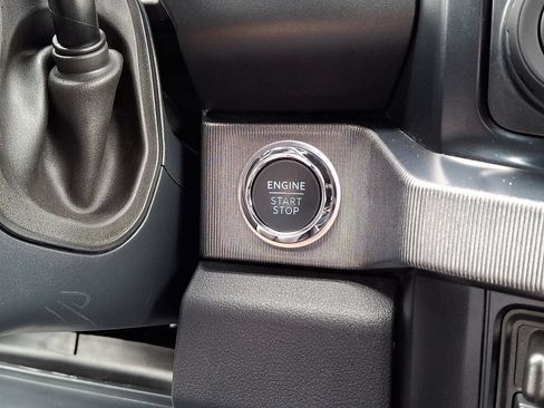 Certified 2025 Ford F450 Platinum AWD/4WD image 27