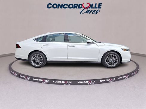 Used 2024 Honda Accord EX image 7