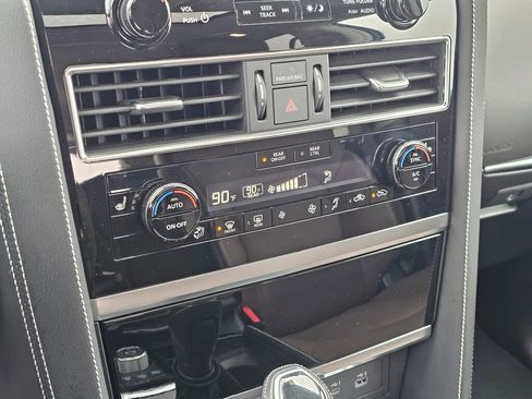 Used 2023 INFINITI QX80 Premium Select w/ Cargo Package image 37