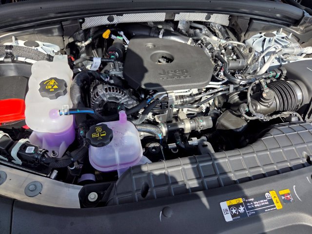New 2026 Jeep Grand Cherokee Altitude RWD image 18