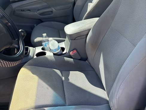 Used 2011 Toyota Tacoma 2WD Access Cab w/ Convenience Pkg image 7