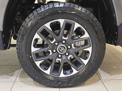 Certified 2024 Toyota Tundra Limited AWD/4WD image 8