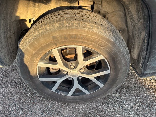 Used 2024 Jeep Grand Cherokee Limited AWD/4WD image 8