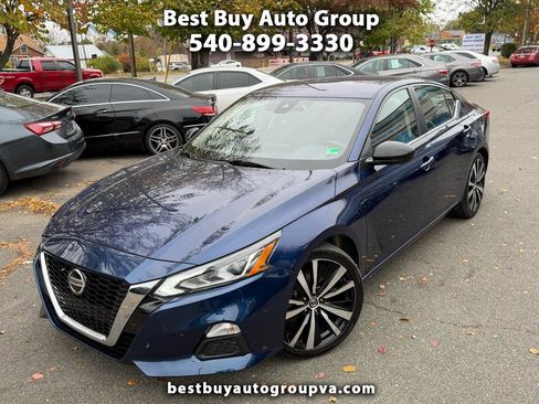 Used 2022 Nissan Altima 2.5 SR image 1