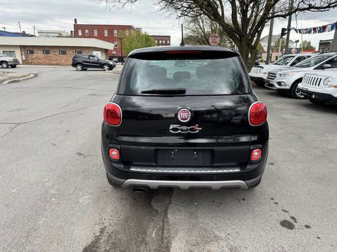 Used 2014 FIAT 500L Trekking w/ Popular Equipment Group FWD image 4