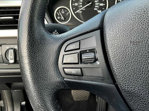 Used 2013 BMW 320i Sedan image 21