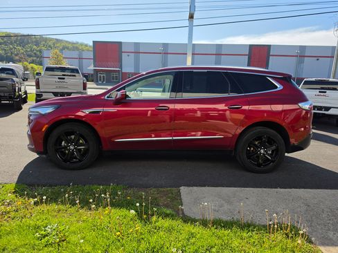 Used 2023 Buick Enclave Essence w/ Experience Buick Package AWD/4WD image 7