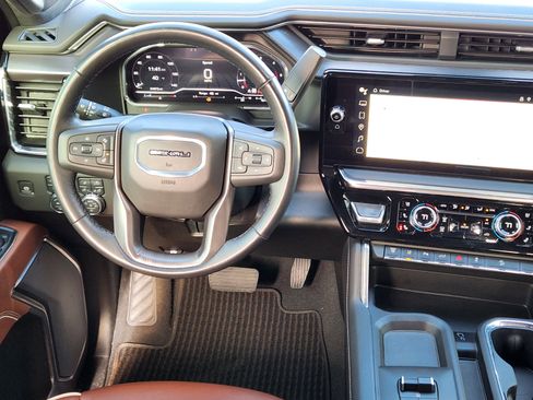 Certified 2025 GMC Sierra 2500 Denali Ultimate image 10