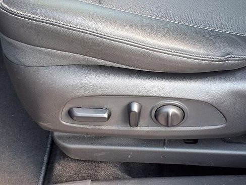 Used 2022 Buick Encore GX Select image 4