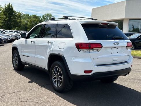 Used 2022 Jeep Grand Cherokee Limited w/ Tech Group AWD/4WD image 4