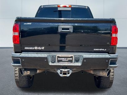 Used 2016 GMC Sierra 2500 Denali w/ Duramax Plus Package