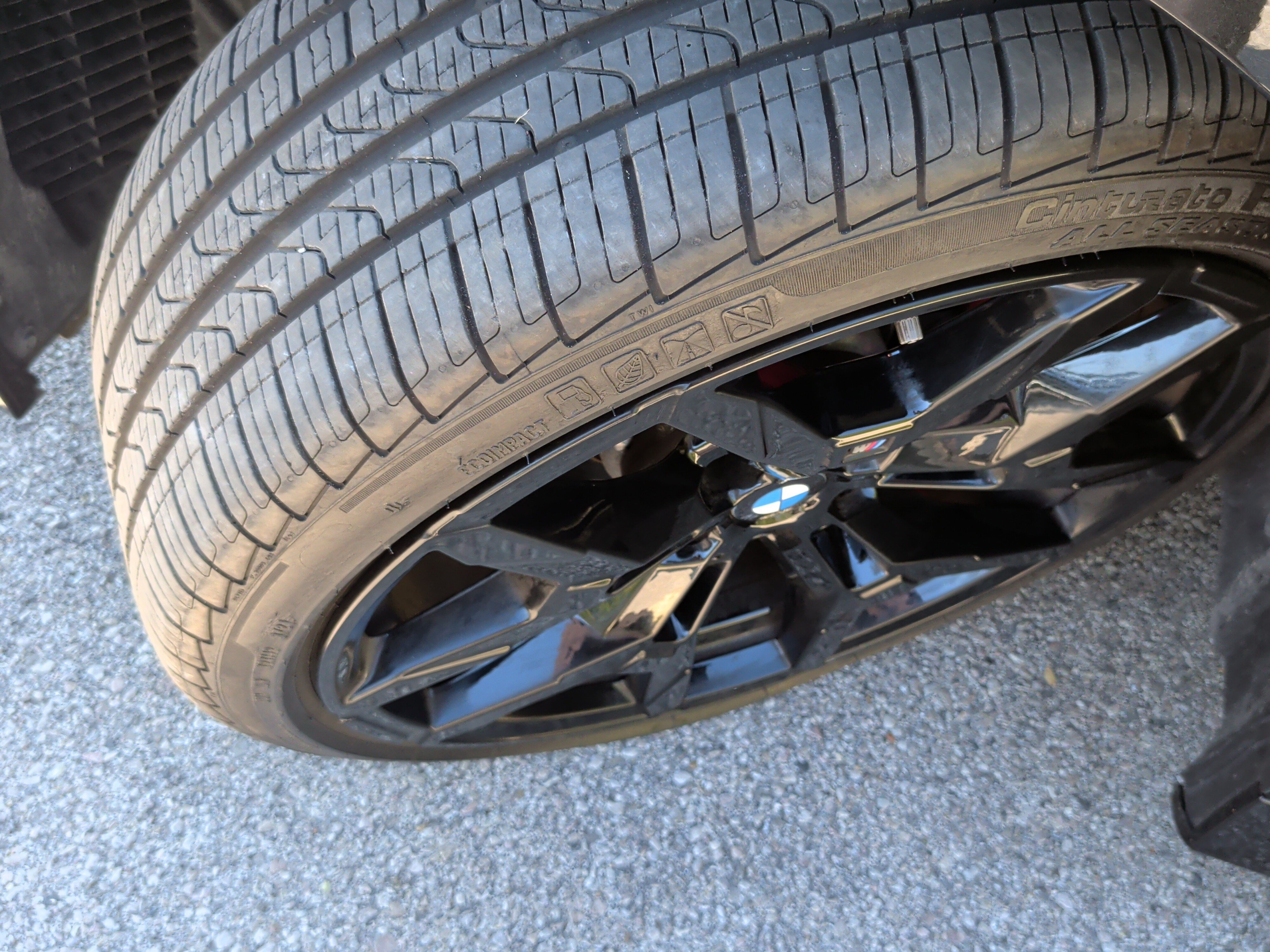 Used 2025 BMW M340i w/ Premium Package RWD image 12