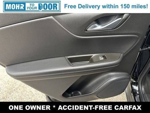 Used 2025 Chevrolet Blazer LT image 27