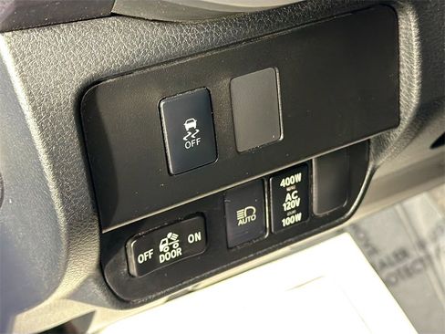 Used 2021 Toyota Tacoma TRD Sport image 10