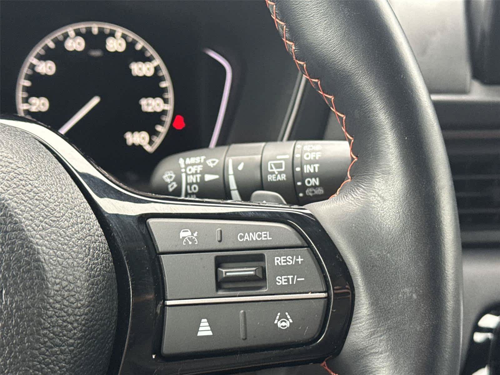 Used 2025 Honda Pilot TrailSport image 19