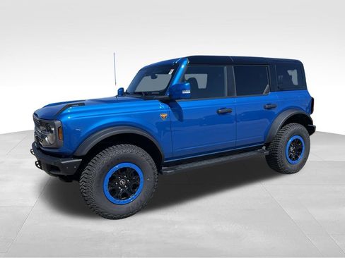 Used 2024 Ford Bronco Badlands AWD/4WD image 5