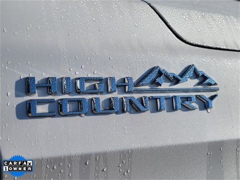 Used 2021 Chevrolet Suburban High Country image 6