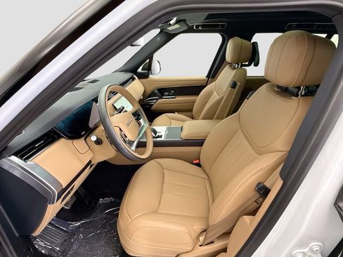 New 2026 Land Rover Range Rover Long Wheelbase SE AWD/4WD image 18