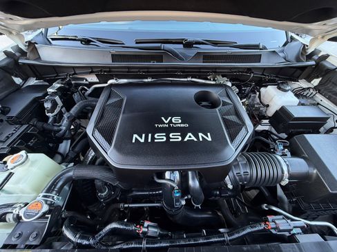 Used 2025 Nissan Armada SV image 22