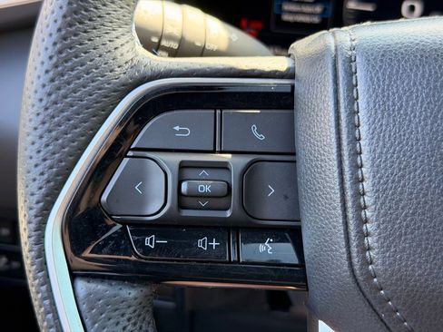 Used 2024 Toyota Sequoia Platinum image 27