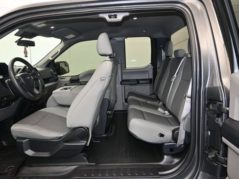 Used 2019 Ford F150 XL w/ Equipment Group 101A Mid RWD image 21