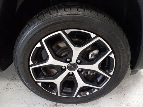 Used 2025 Jeep Compass Limited AWD/4WD image 4