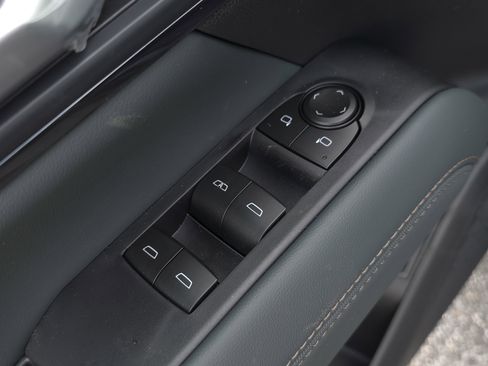 New 2026 GMC Terrain AT4 image 27