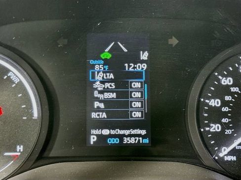 Certified 2024 Toyota Sienna XLE FWD image 14