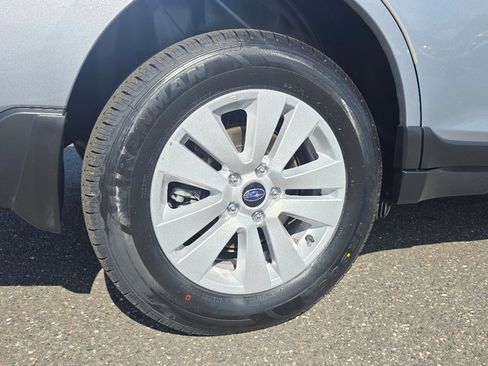 Used 2019 Subaru Outback 2.5i Premium w/ Popular Package #2 image 26