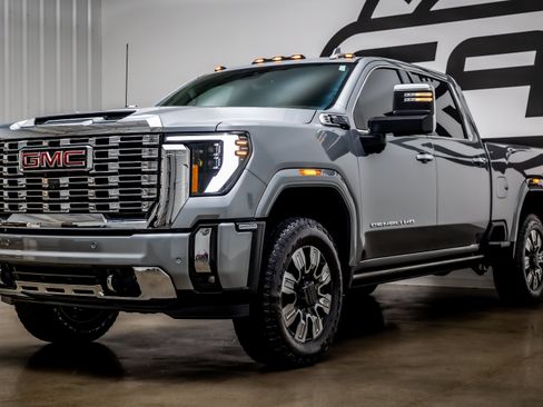 Used 2026 GMC Sierra 2500 Denali w/ Denali Reserve Package AWD/4WD image 31