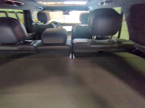 Used 2025 Land Rover Range Rover SE image 29