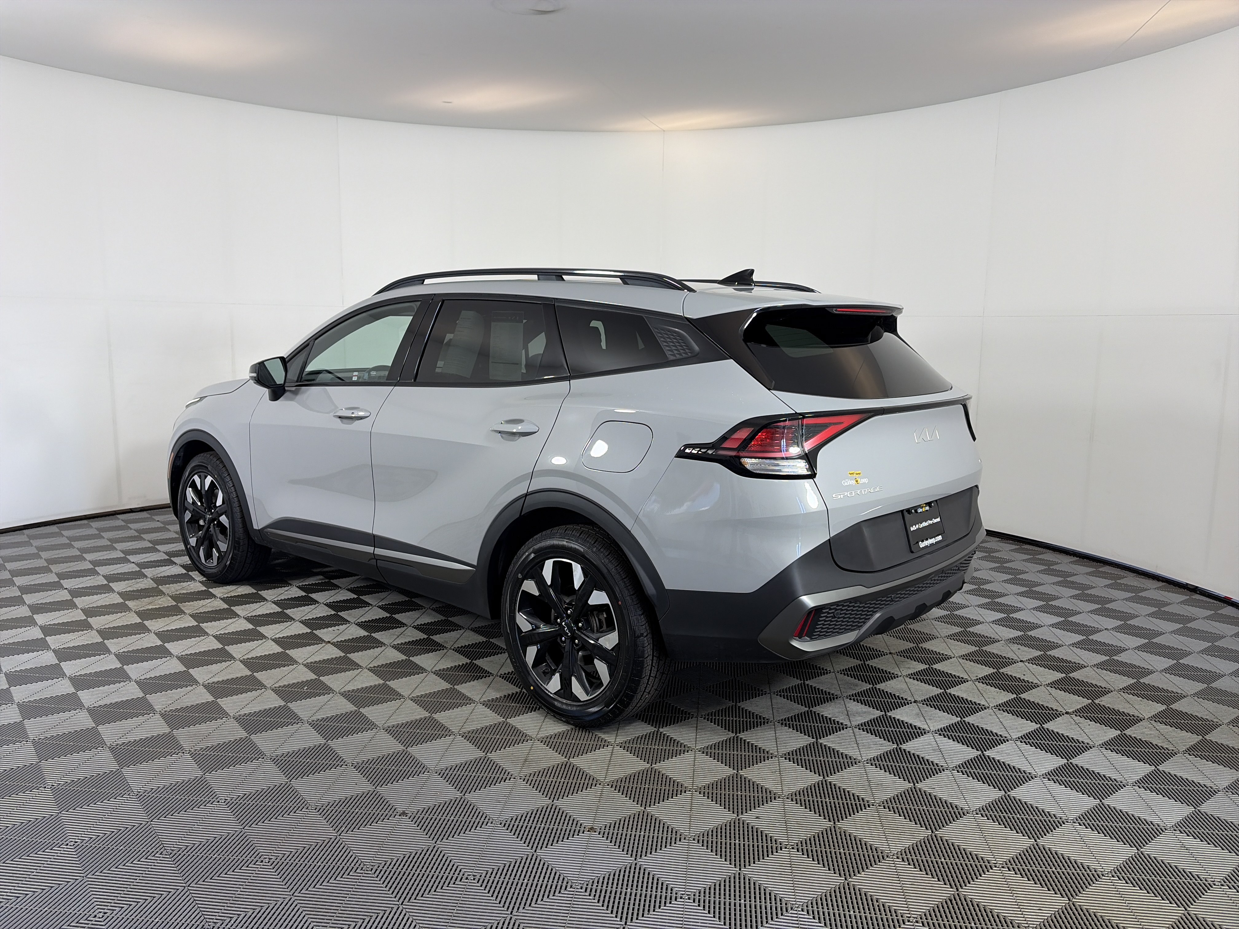 Certified 2024 Kia Sportage X-Line w/ X-Line Premium Package AWD/4WD image 3