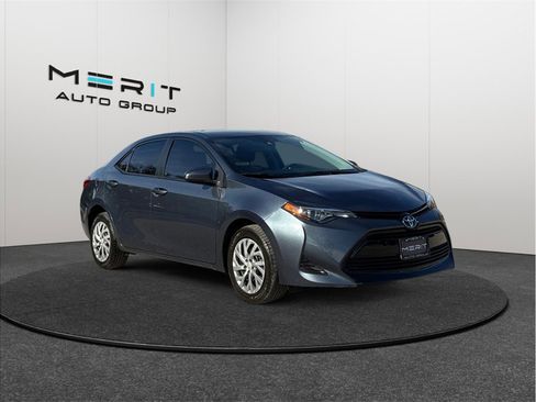 Used 2017 Toyota Corolla LE image 1