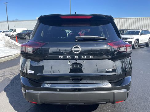 Used 2026 Nissan Rogue SV image 21