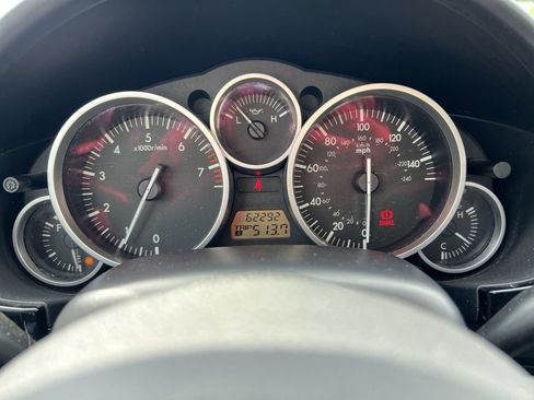 Used 2008 MAZDA MX-5 Miata Touring RWD image 16