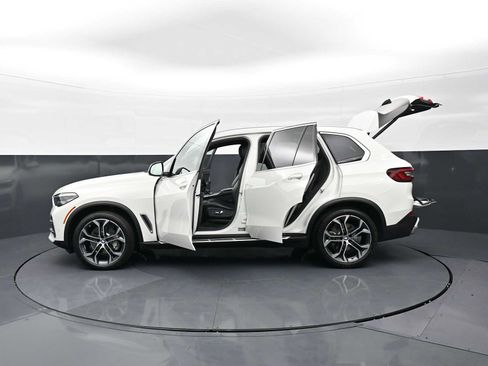 Used 2022 BMW X5 sDrive40i w/ Premium Package RWD image 36