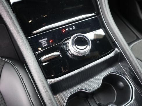 New 2026 Jeep Grand Cherokee Altitude AWD/4WD image 9