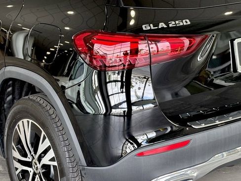 Certified 2025 Mercedes-Benz GLA 250 GLA 250 image 5