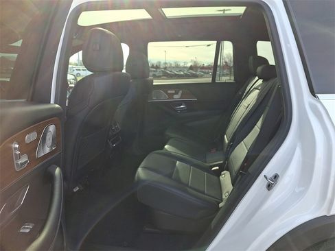 Used 2022 Mercedes-Benz GLS 450 4MATIC image 14