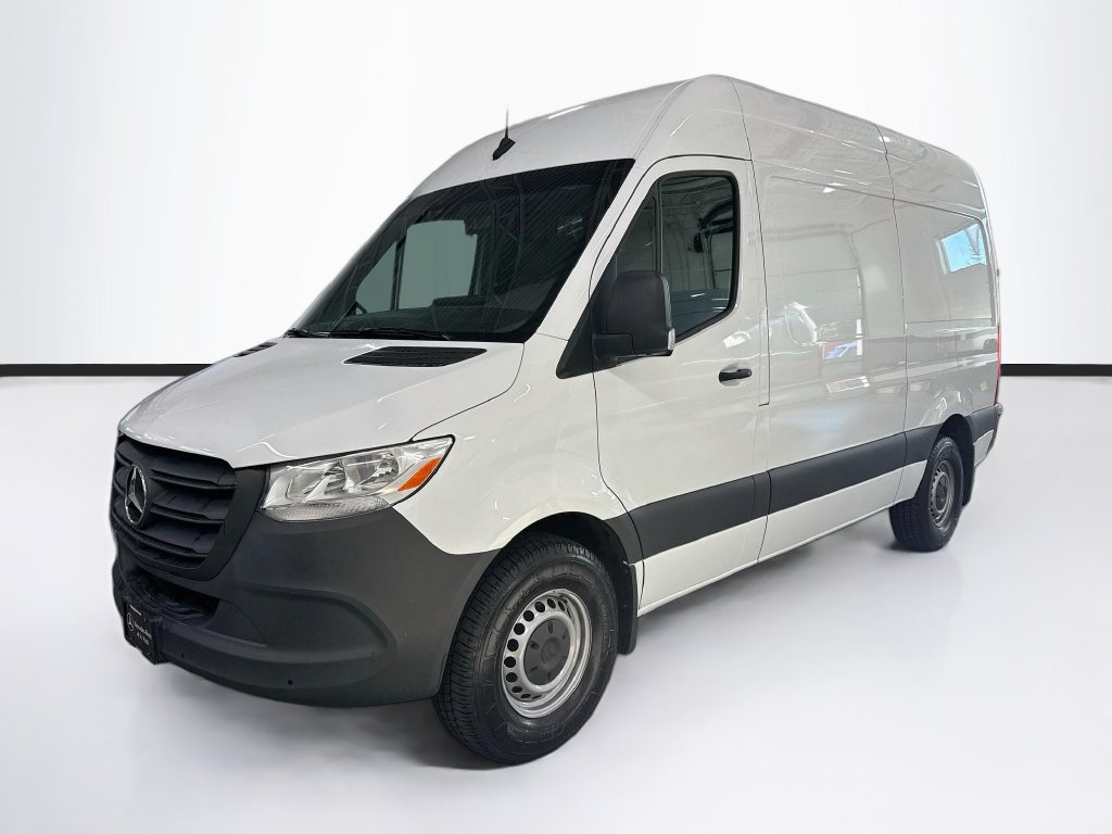 Used 2023 Mercedes-Benz Sprinter 2500 image 1