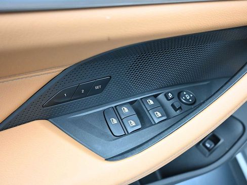 Certified 2023 BMW i4 eDrive35 RWD image 9