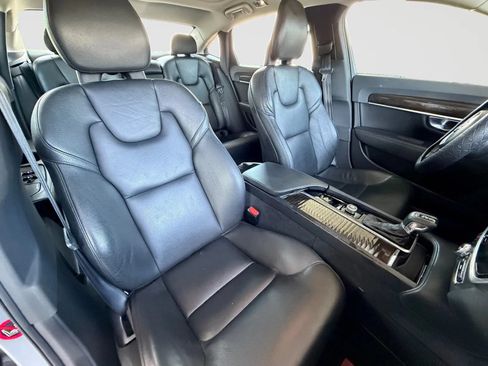 Used 2018 Volvo S90 T5 Momentum w/ Convenience Package FWD image 21
