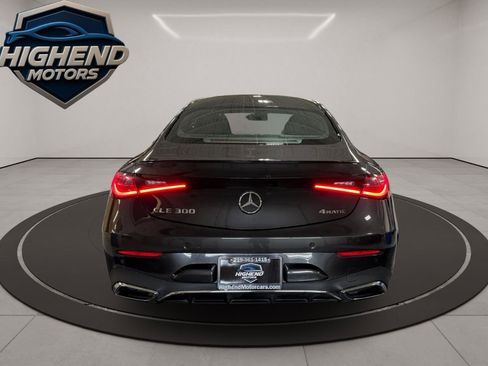 Used 2025 Mercedes-Benz CLE 300 4MATIC Coupe image 5