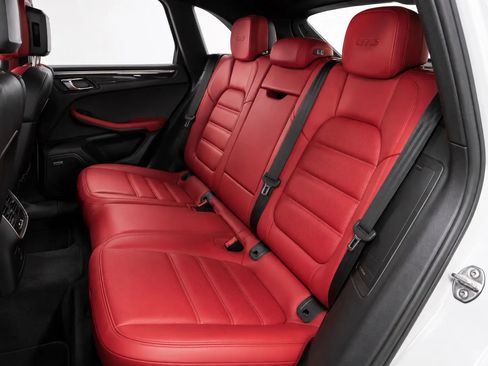 Used 2017 Porsche Macan GTS AWD/4WD image 13