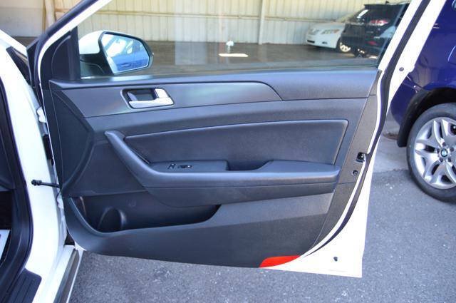 Used 2015 Hyundai Sonata Sport w/ Option Group 03 FWD image 28