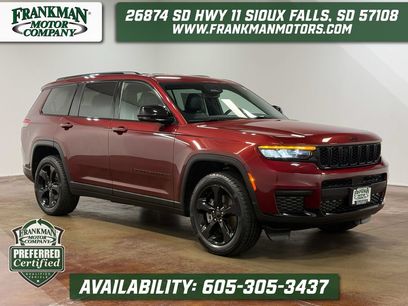 Used 2023 Jeep Grand Cherokee L Laredo