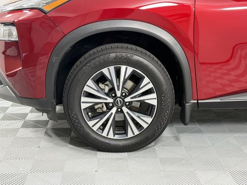 Used 2023 Nissan Rogue SV image 12