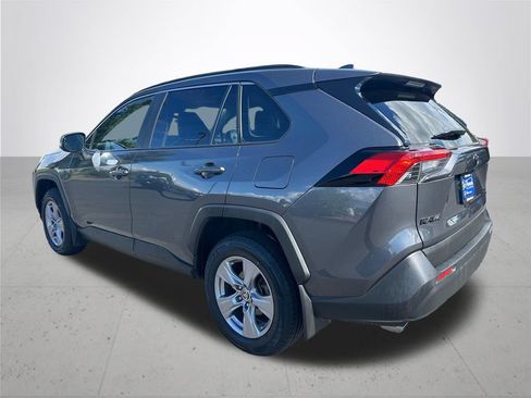 Used 2024 Toyota RAV4 LE AWD/4WD image 9