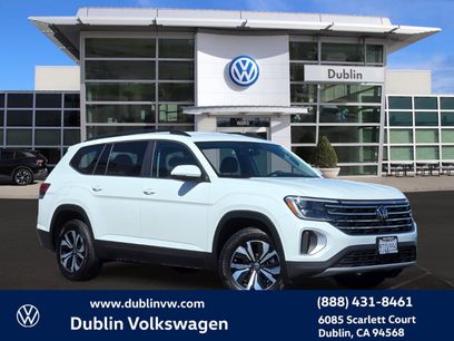 Used 2025 Volkswagen Atlas SE