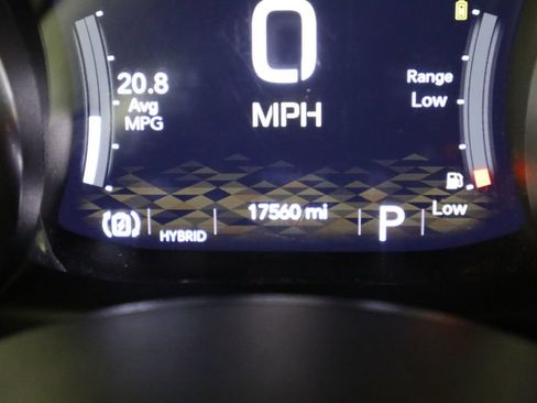 Used 2023 Jeep Wrangler Unlimited Sahara w/ Cold Weather Group AWD/4WD image 39